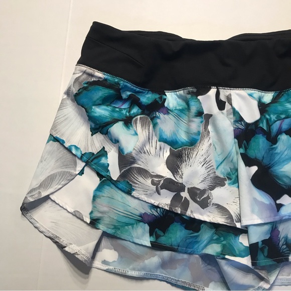 CALIA Anywhere Petal Hem Running Printed Shorts Size XL - Picture 4 of 10